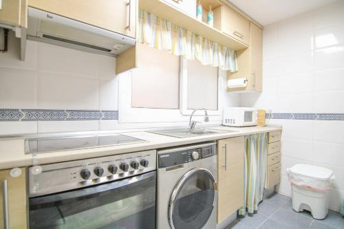 Apartamento con piscina - BAHÍA0102
