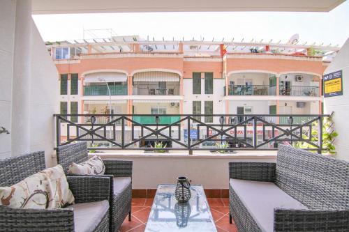 Apartamento con piscina - BAHÍA0102