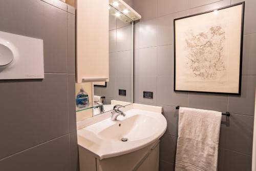 Brera Stylish Apartment, Central Milan