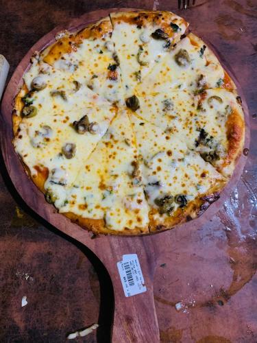 ホテルの敷地内または近くでの食事または食べ物