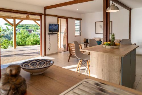 Μια τηλεόραση ή/και κέντρο ψυχαγωγίας στο Villa North Shore