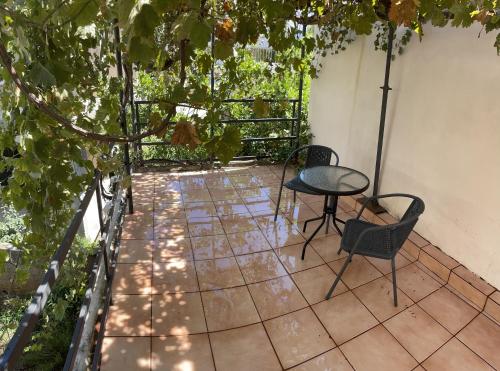 Mersini Apartment