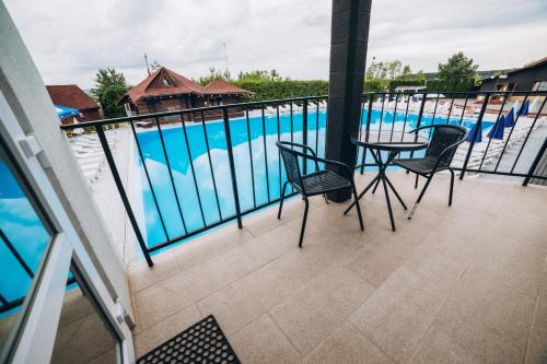 Bazén v ubytování Avalon Hotel&Pool nebo v jeho okolí