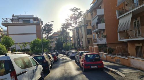 B&B La stanza di Zoe - Roma Tre Metro B Marconi