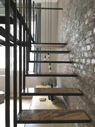 dezza loft