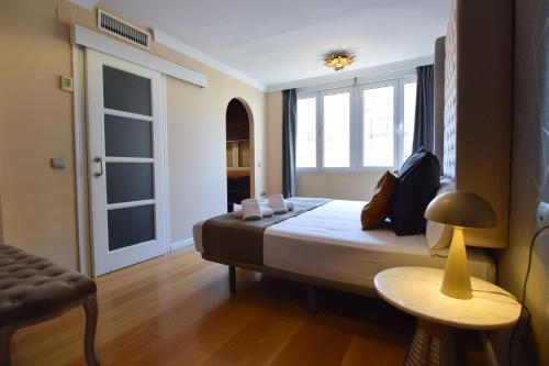 Cremades Duke Apartment
