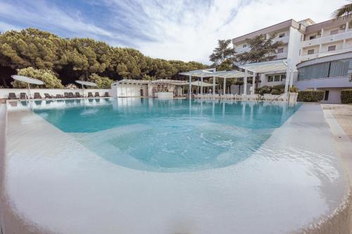 Piscina di Hotel Le Palme o nelle vicinanze
