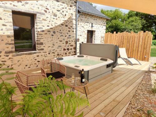 Gambar di galeri bagi La Douce Halte - Gîtes avec Spa ou Sauna di Saint-Ouen-des-Toits