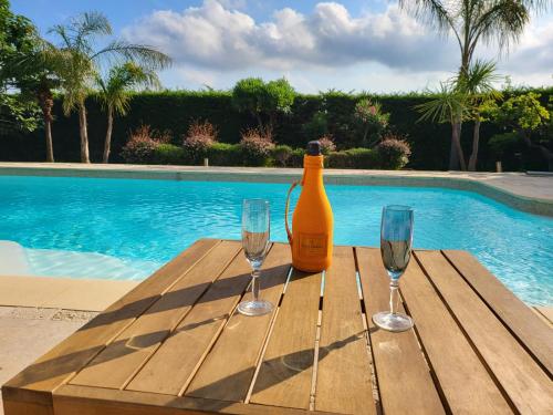 Rez-de-Villa "Clos Saint-Sauveur" modern and chic, 160m2, swimming pool, terrace photo 12