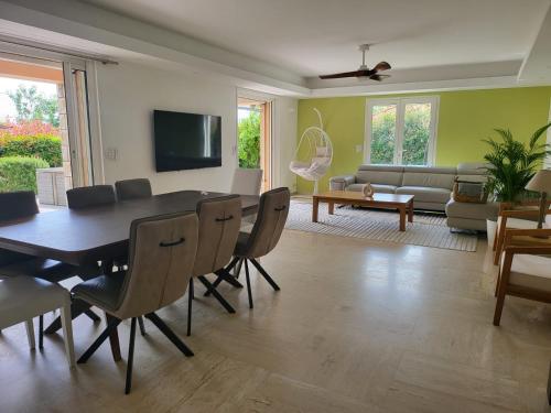 Rez-de-Villa "Clos Saint-Sauveur" modern and chic, 160m2, swimming pool, terrace photo 7