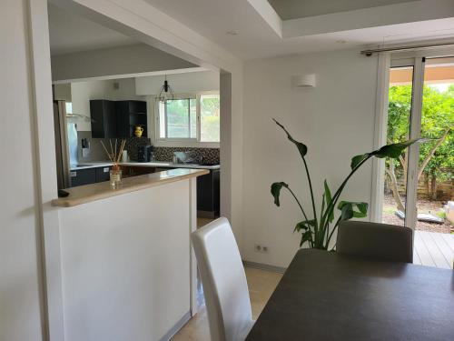 Rez-de-Villa "Clos Saint-Sauveur" modern and chic, 160m2, swimming pool, terrace photo 27
