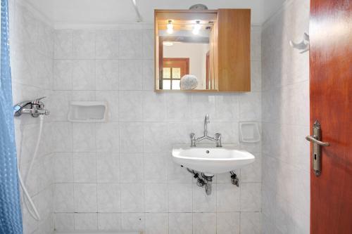 Koupelna v ubytování Areti Orfeas Apartment 5
