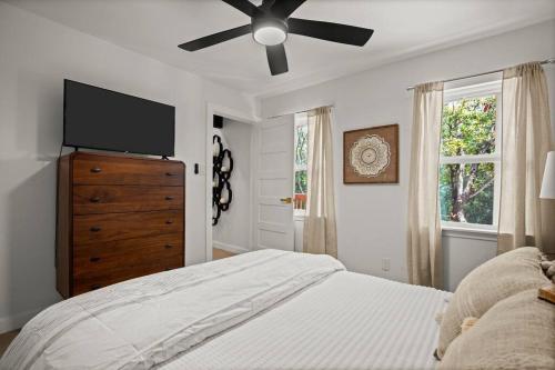 Gallery image of Lux Lake Travis in Austin