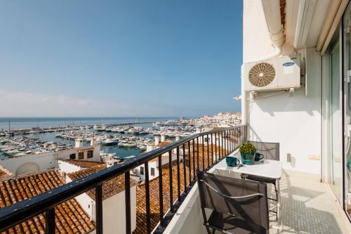 Apartment with stunning sea views, Puerto Banús