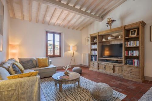 Panoramic loft with terrace near Ponte Vecchio