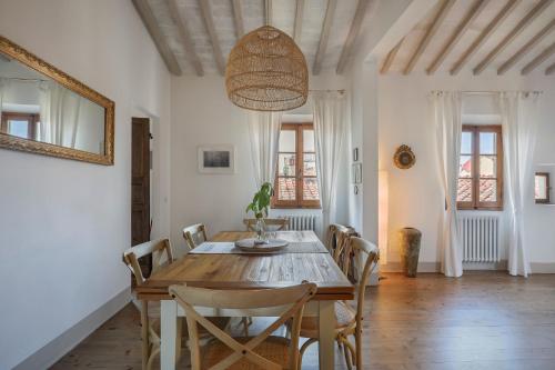 Panoramic loft with terrace near Ponte Vecchio