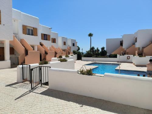 Piscina, wifi, patio con vistas