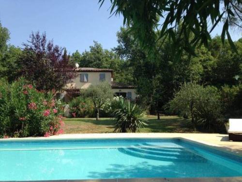 Πισίνα στο ή κοντά στο Villa centre var 3 étoiles avec piscine privée