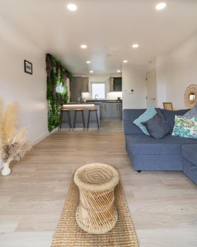 Posezení v ubytování Jucuzzi bath. Japanese toilet. Belfast City Centre.