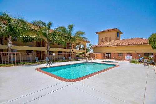 Motel 6-Santa Nella, CA - Los Banos