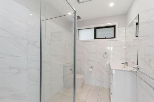 Bilik mandi di Apollo Bay Seal Apartments