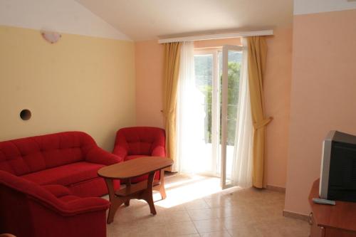 Apartments by the sea Rogoznica - 3098