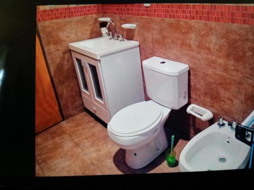 Ένα μπάνιο στο casa cabaña juanita