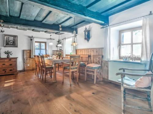 Гостиная зона в 400qm bayerische VILLA 2500qm uneinsehbarer Garten in beliebter Urlaubsregion
