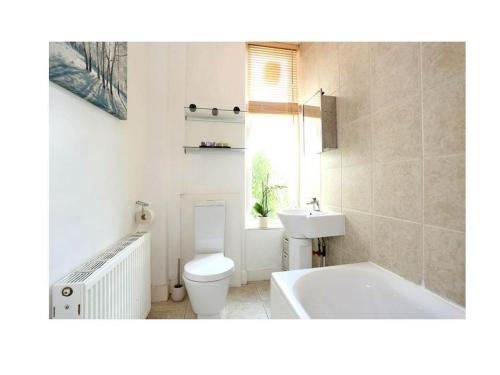 Gallery image of 26 Belvidere Crescent Apartment in Aberdeen