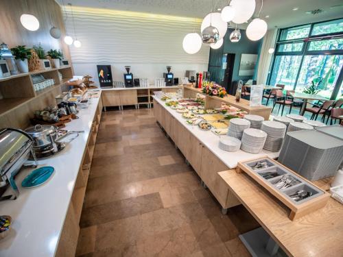 Mad på resortet eller i nærheden