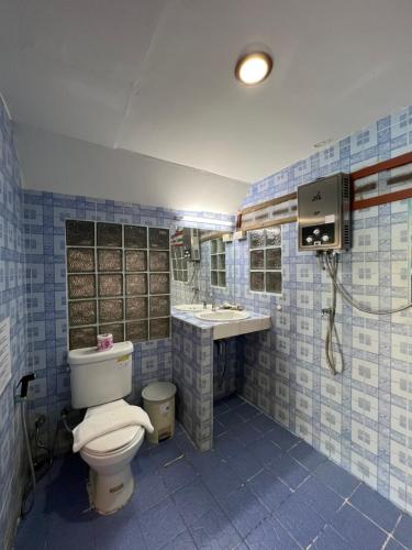 Ένα μπάνιο στο Plaa's Thansadet Resort