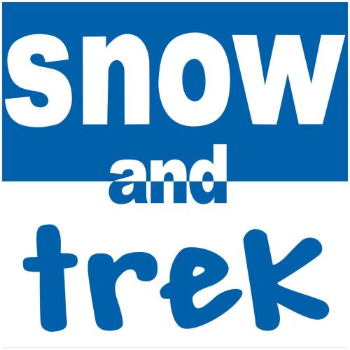a blue and white sign with the words slow and iraq at Slalom Apartment - Very Town Centre - Snow and Trek - Morzine in Morzine