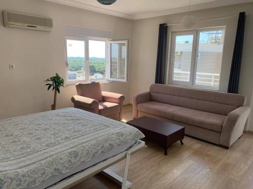 Gallery image of Full 3 Bedroom 150 m2 Apartment Sea & Forest Serenity in Antalya-Lara Beaches in Altınkum