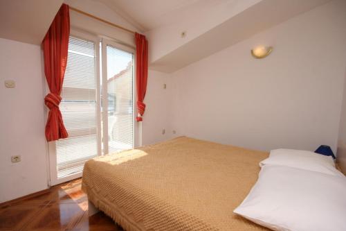 Apartments and rooms by the sea Pag - 6311