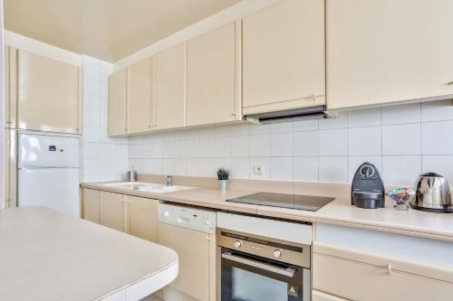 Appartement Quartier Arc de Triomphe Free Netflix