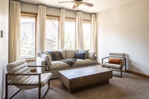 Posezení v ubytování Essentia Townhome 167A