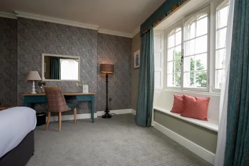The Royal Inn by Chef & Brewer Collection photo 14