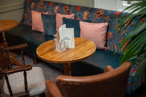 The Royal Inn by Chef & Brewer Collection photo 48