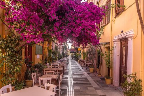 Akon Nafplio room