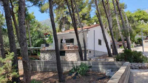 Seaside Cottage Toma