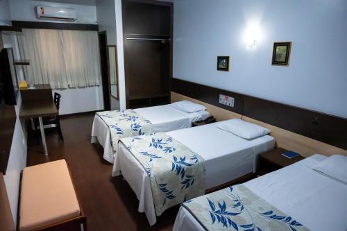 Katil atau katil-katil dalam bilik di Hotel 365