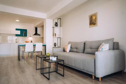 The White Lotus Apartment