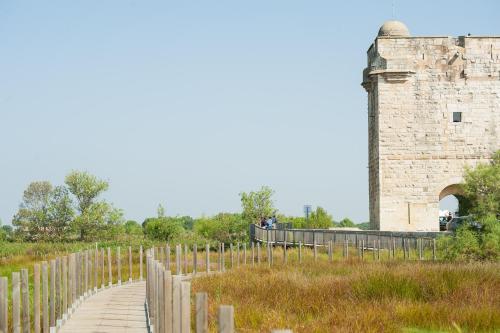 Fotografie z fotogalerie ubytování Maison Arthur v destinaci Aigues-Mortes