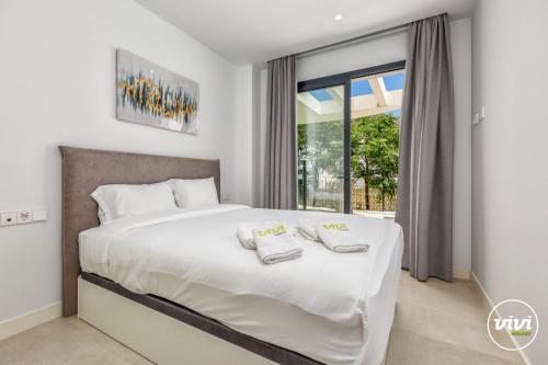 ViVi Homes - Cameron Pool, Patio, Garden & Beach