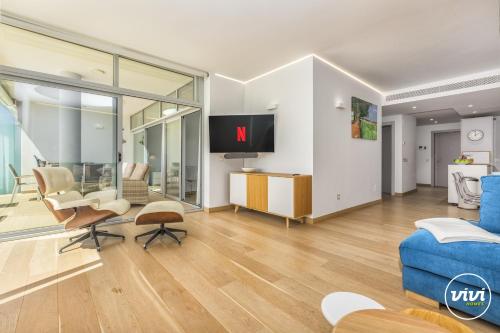 ViVi Homes - Nova Pool, Terrace & Sea View