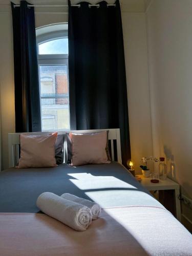 Private Room in a Historic Lisbon Building on Rua Augusta