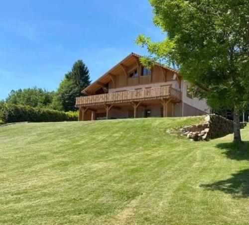 Zahrada ubytování Chalet SPA Le Diamant Nathalie MN La Rouge