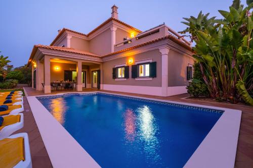 Villa Hawaii - Férias relaxantes com piscina aquecível e BBQ - Albufeira