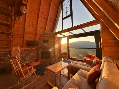 Nespecifikovaný výhled na hory nebo výhled na hory při pohledu z bed and breakfast