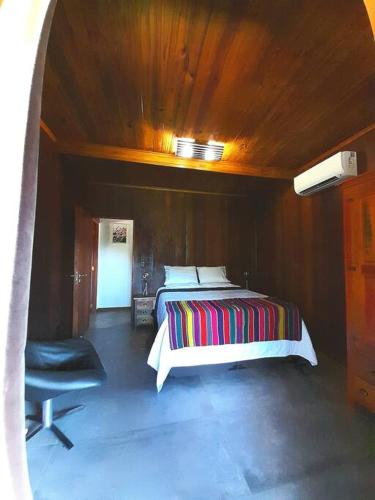 Ein Bett oder Betten in einem Zimmer der Unterkunft Vila Koh Phi Phi
